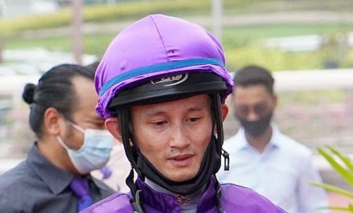 Joseph-See-040421 Returning from disqualification, former Singapore-based jockey Joseph See is back riding on the Western Australia provincial track circuit.