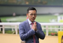 Frankie Lor reaches 400 Hong Kong wins, posts Happy Valley double Frankie Lor celebrates his 400-win landmark.